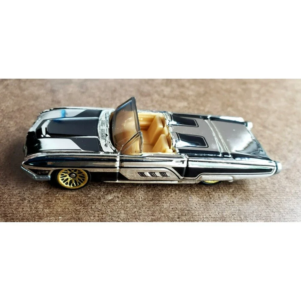 1999 Hot Wheels '63 T-BIRD & 59 IMPALA Chrome K B TOYS 2-PACK 1:64 23196 Gold LW